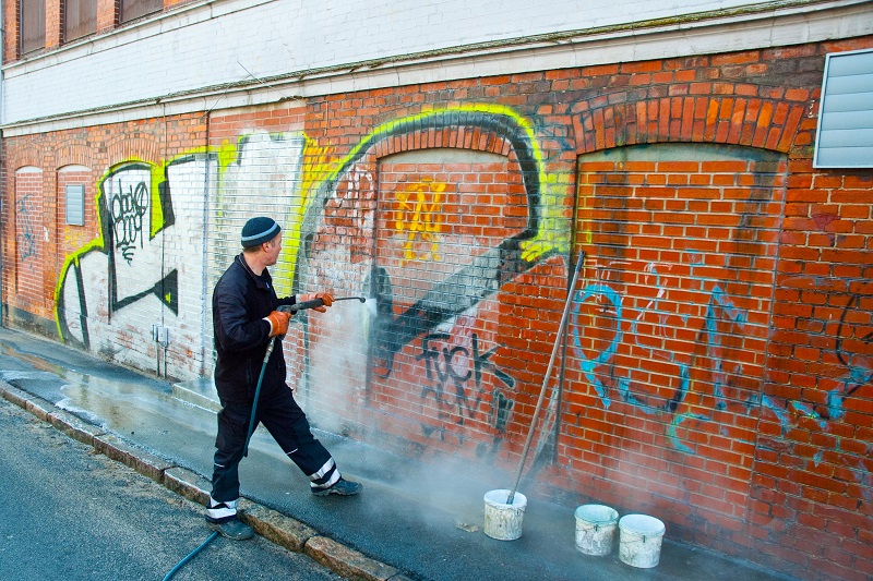 Usuwanie Graffiti Na Powierzchniach Chropowatych